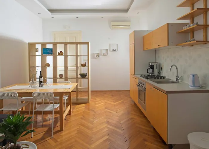 Apartment Sven Opatija